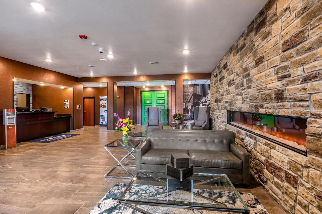 Cobblestone Hotel & Suites הרטפורד מראה חיצוני תמונה