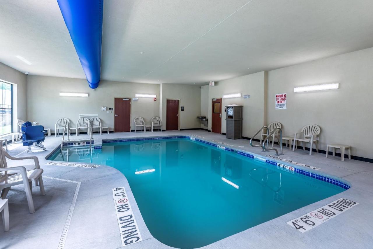 Cobblestone Hotel & Suites הרטפורד מראה חיצוני תמונה