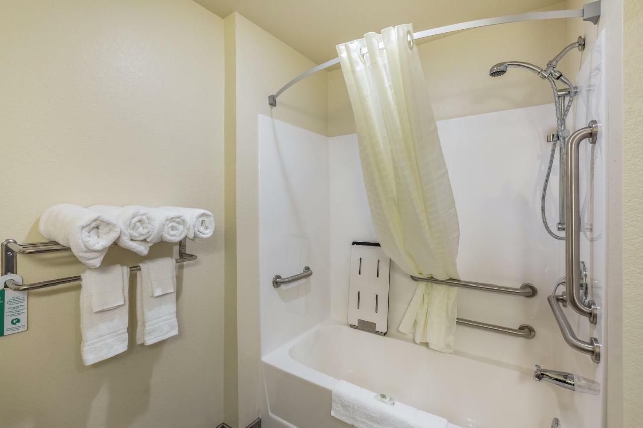 Cobblestone Hotel & Suites הרטפורד מראה חיצוני תמונה